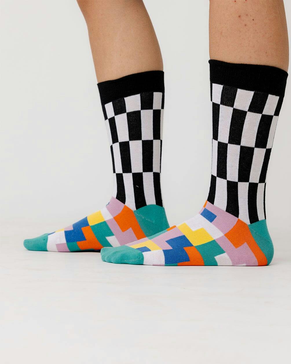 Checkered Pixels Neck Socks