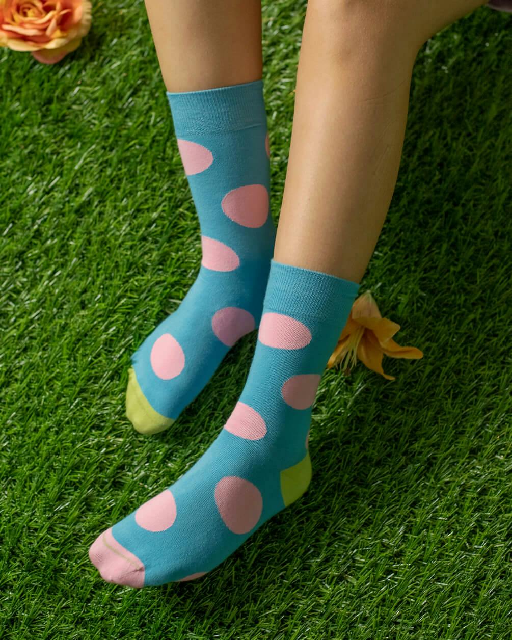 Pink Dots Neck Socks