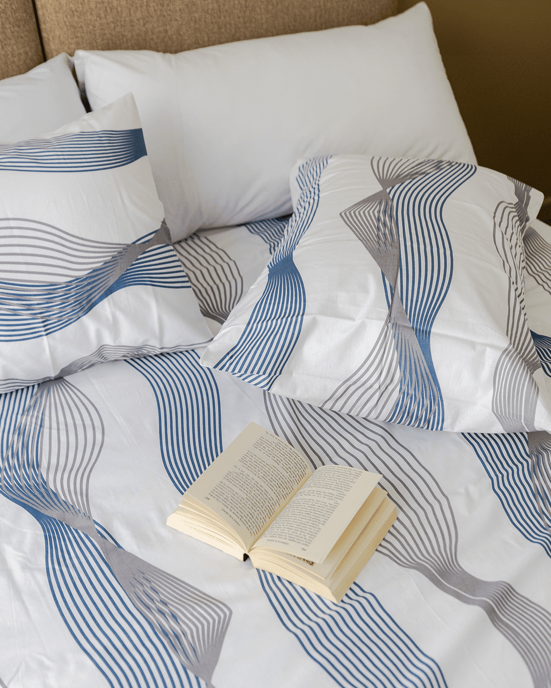 Waves Bedsheet